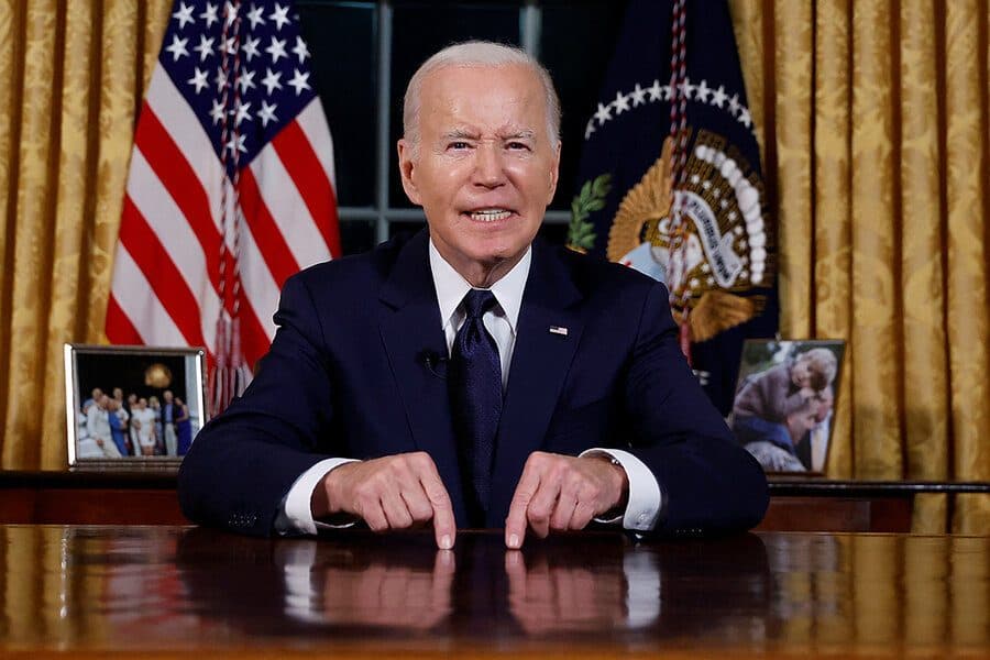 Biden Issues Urgent Statement On Missing Thimble in White House Monopoly Set.