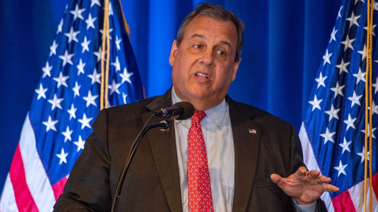 Chris Christie Suspends Campaign Just Hours After McRib Returns.